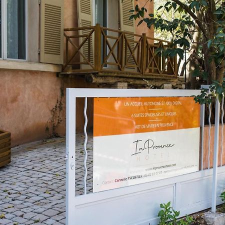 In Provence Hotel - Experience Atypique Venelles Εξωτερικό φωτογραφία