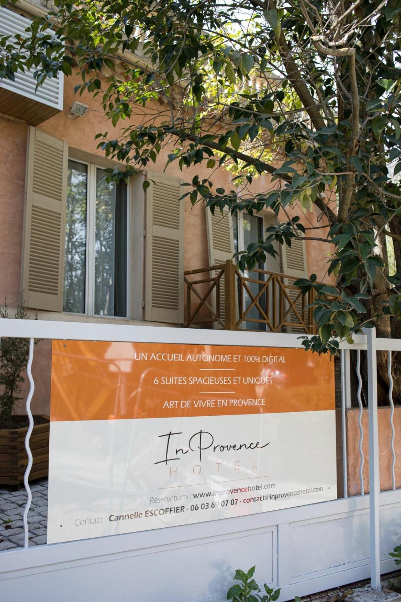 In Provence Hotel - Experience Atypique Venelles Εξωτερικό φωτογραφία