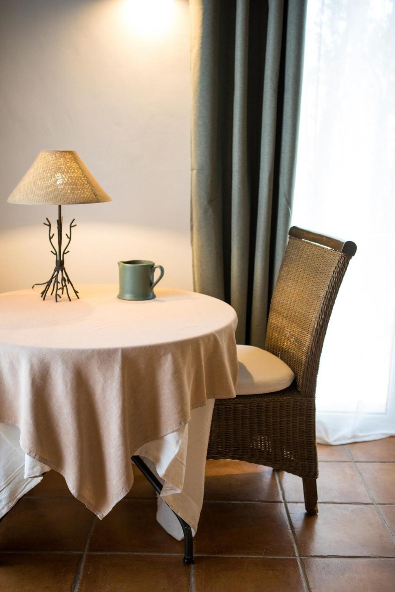 In Provence Hotel - Experience Atypique Venelles Εξωτερικό φωτογραφία