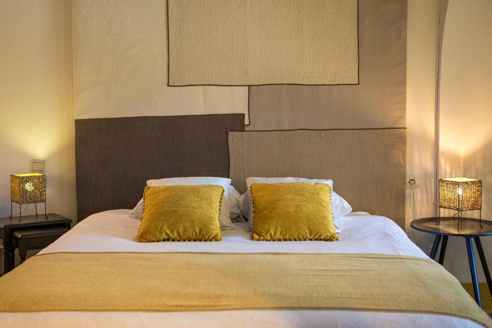 In Provence Hotel - Experience Atypique Venelles Εξωτερικό φωτογραφία